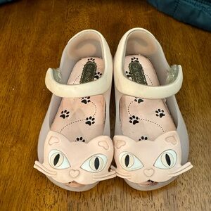 Mini Melissa kitty cat Mary Jane